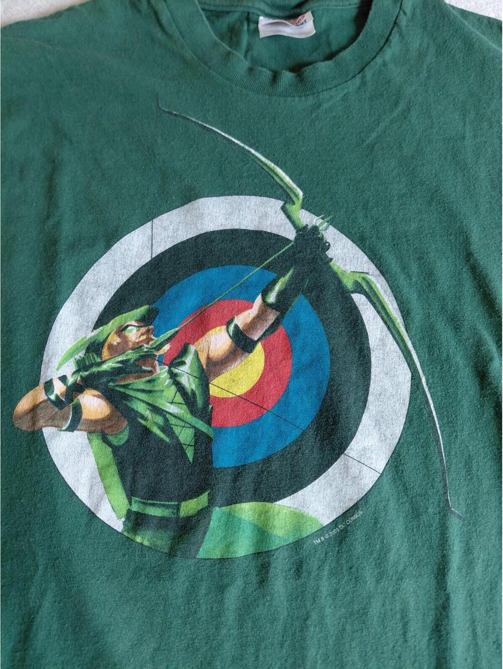 Vintage Graphitti T Shirt Large Green Arrow 2001 DC Comics Hanes Heavyweight